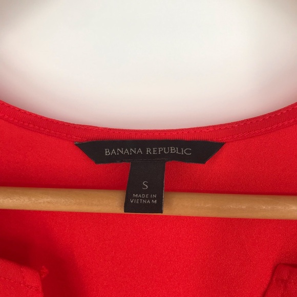 Blood Orange Banana Republic Soft V Tank - Picture 5 of 6